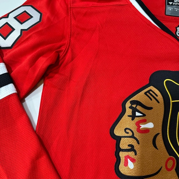 Chicago Blackhawks Authentic Fanatics Women Patrick Kane Jersey Retails $145 - Picture 5 of 13
